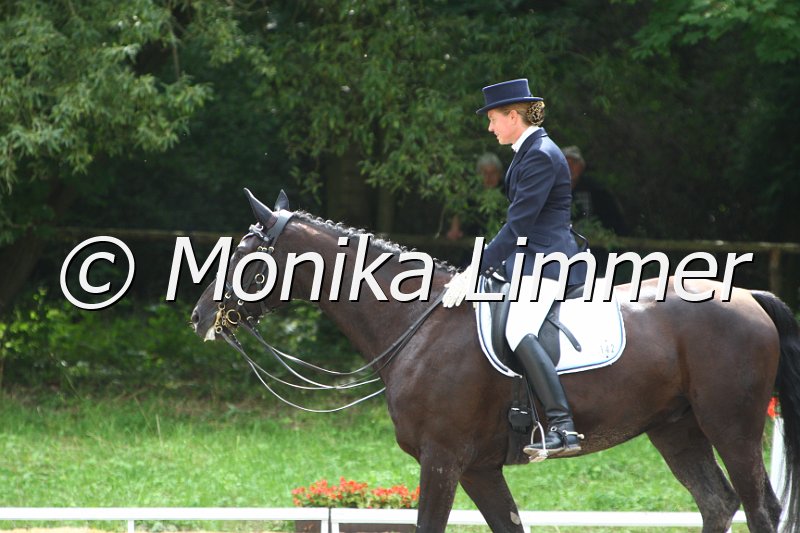 009M3023_Sympathicus KR_Dressur Mxx.JPG